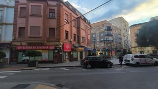 Local comercial en venta en Plaza de Toros - Santa Rita en Almería