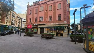 Local comercial en venta en Plaza de Toros - Santa Rita en Almería