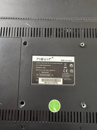 Televisor Nevir para piezas o arreglar