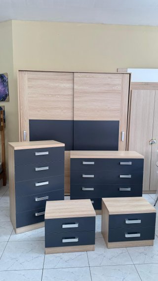 Conjunto de habitación nuevo