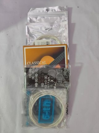 Guitarra Clásica Messina 4/4 + Funda Rígida