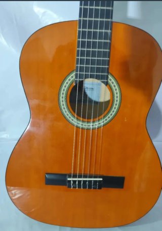 Guitarra Clásica Messina 4/4 + Funda Rígida