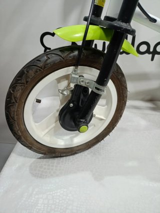 LOTE BICICLETAS Y CORREPASILLOS