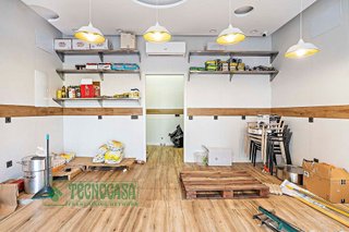 Local comercial en alquiler en Roquetas Centro en Roquetas de Mar