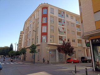Local comercial en alquiler en Centro en Gandia