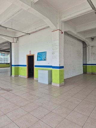 Local comercial en alquiler en Errekaldeberri - Larraskitu en Bilbao