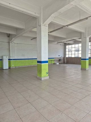Local comercial en alquiler en Errekaldeberri - Larraskitu en Bilbao