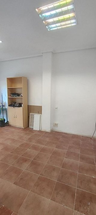 Local comercial en alquiler en Zona Centro - Ambulatorio en Paiporta