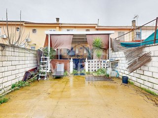 Casa adosada en venta en Mejostilla en Cáceres