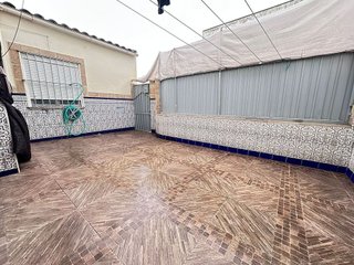 Chalet en venta en Santos de Maimona (Los)