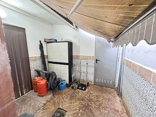 Chalet en venta en Santos de Maimona (Los)