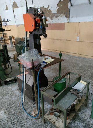 Jubilación máquinas para zapatos. 300 € cada una