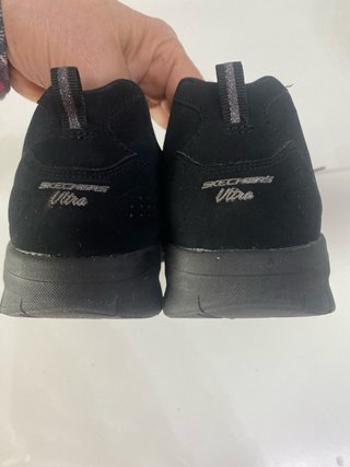 Zapatillas Skechers Ultra Negras