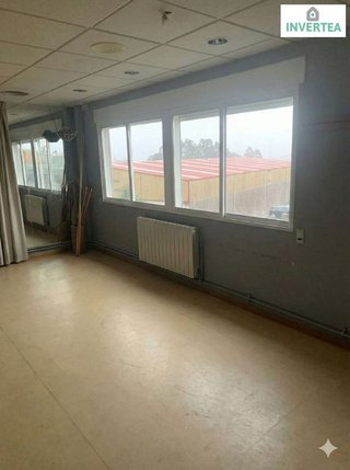 Local comercial en venta en Caranza en Ferrol