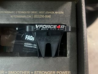 Caja de láminas VFORCE ! Nueva !