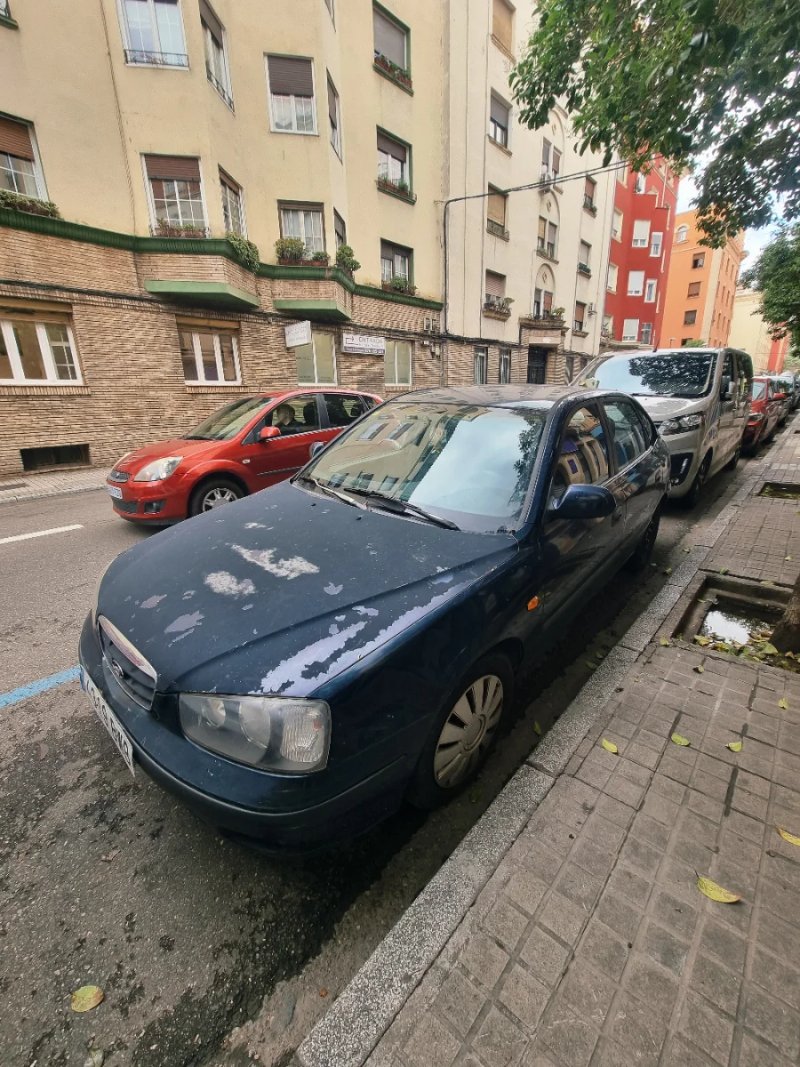 Hyundai Elantra 2001 - foto 1