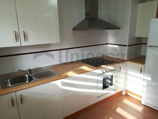 Piso en venta en Puerto de la Torre - Atabal en Málaga