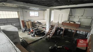 Local comercial en venta en Inmobiliaria - Barreda en Torrelavega