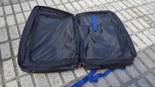 Mochila Eastpak Negra y Azul