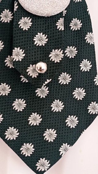 Cravatta gioiello nera con fiori