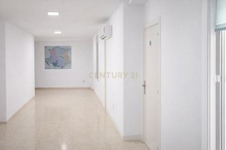 Local comercial en venta en Ciudad Monumental en Cáceres
