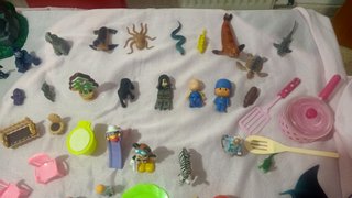 Lote figuras y animales de juguete