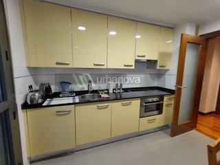 Piso en venta en Portillejo - Valdegastea en Logroño