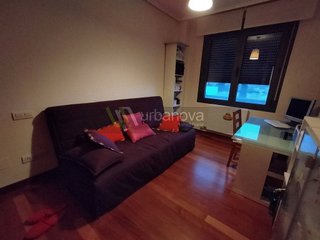 Piso en venta en Portillejo - Valdegastea en Logroño