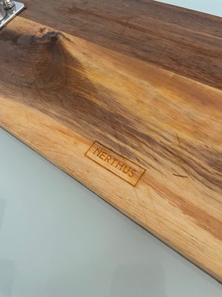 Jamonero giratorio Nerthus madera y metal
