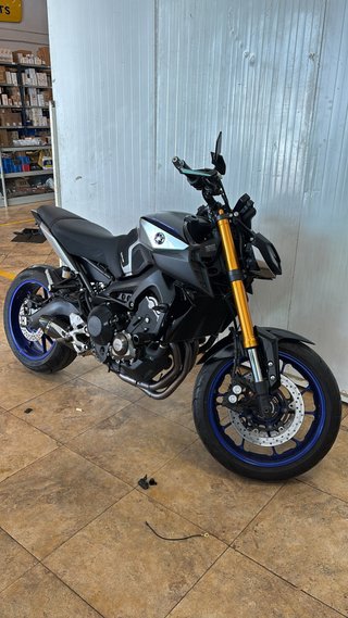 Yamaha mt-09 sp 12.800km