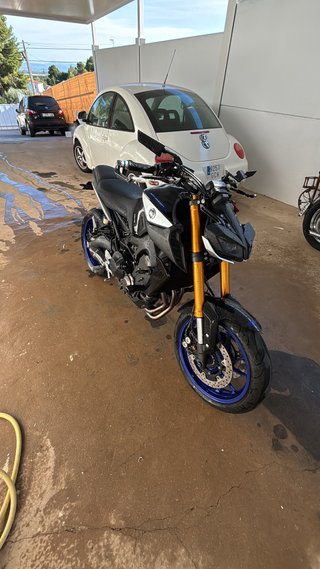 Yamaha mt-09 sp 12.800km