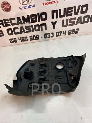 VW passat tapa de motor 1.9 ref: 038103925