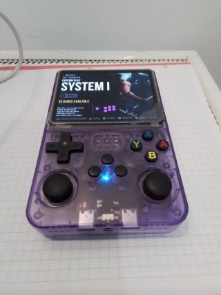 Consola portátil retro como nueva