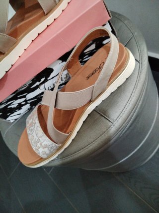 Sandali donna beige/oro n.40