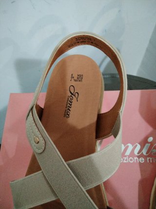 Sandali donna beige/oro n.40