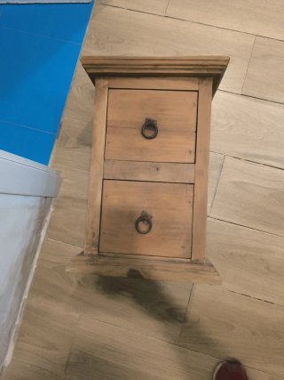 Mueble de madera recibidor complemento a sofá etc