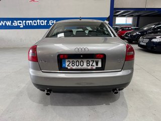 Audi A6 3.0 i quattro