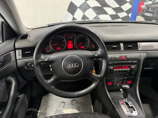 Audi A6 3.0 i quattro