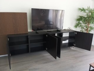 Mueble modular salón negro y madera