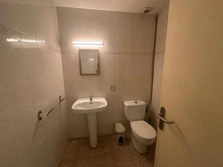 Local comercial en alquiler en Montilivi - Palau en Girona
