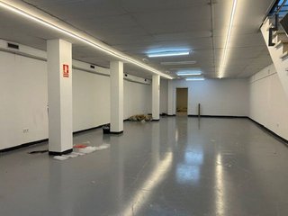 Local comercial en alquiler en Ca n'Oriach en Sabadell