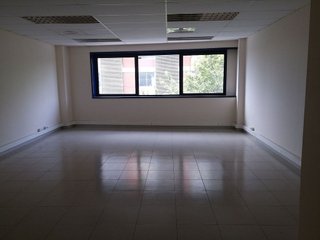 Oficina en alquiler en San Roc - El Remei en Badalona