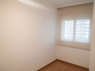 Edificio en venta en Joc de la Bola - Camps d'Esports - Ciutat Jardí - Montcada en Lleida