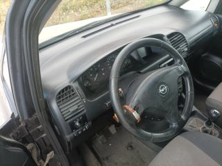 Opel Zafira 2004