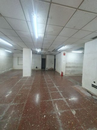 Local comercial en alquiler en Arrancapins en Valencia