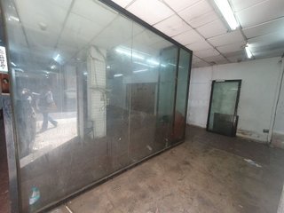 Local comercial en alquiler en Arrancapins en Valencia