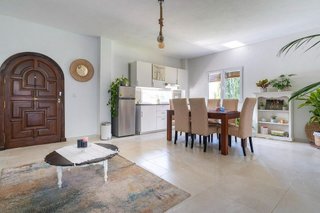 Chalet en venta en Coín
