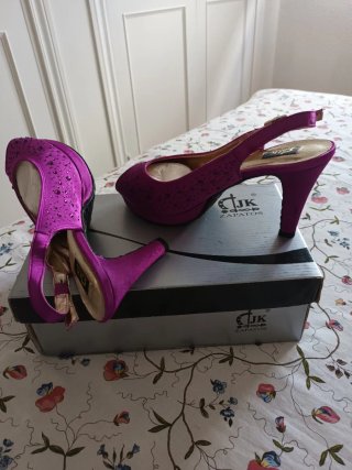 Zapatos de fiesta JJK morados talla 40