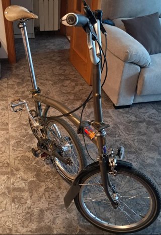 Bicicleta Brompton plegable