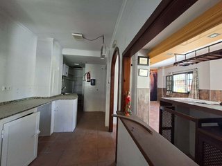 Local comercial en venta en Poniente-Faro en Vélez-Málaga